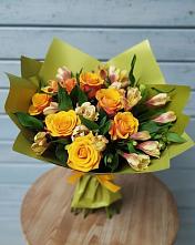 Букет цветов из:  Альстромерии и Розы в Каа-Хеме