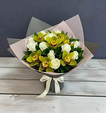 Букет цветов из:  Орхидеи и Розы в Каа-Хеме