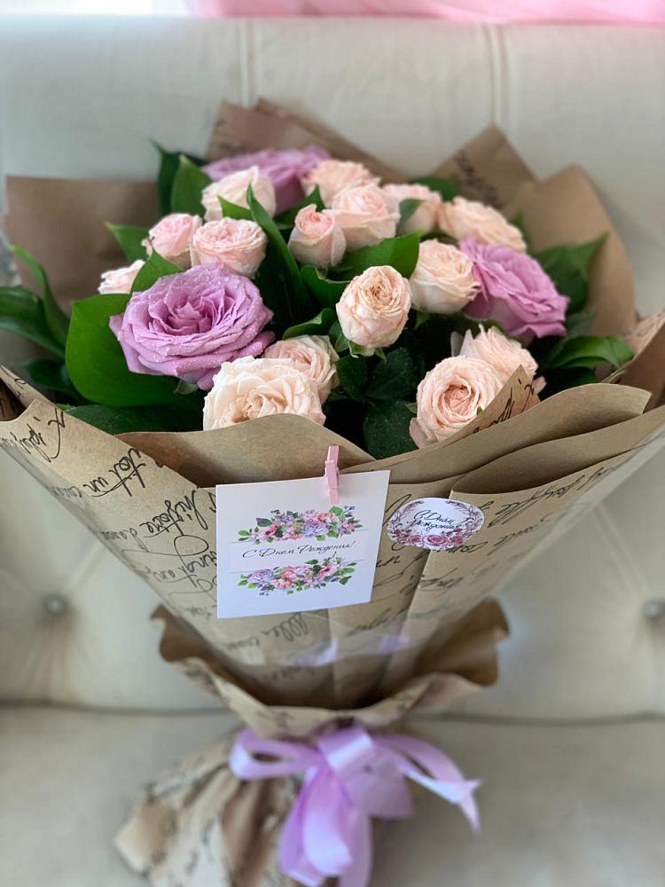 Букет цветов из: Розы в Каа-Хеме