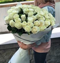 Букет 35 Белых роз в Каа-Хеме