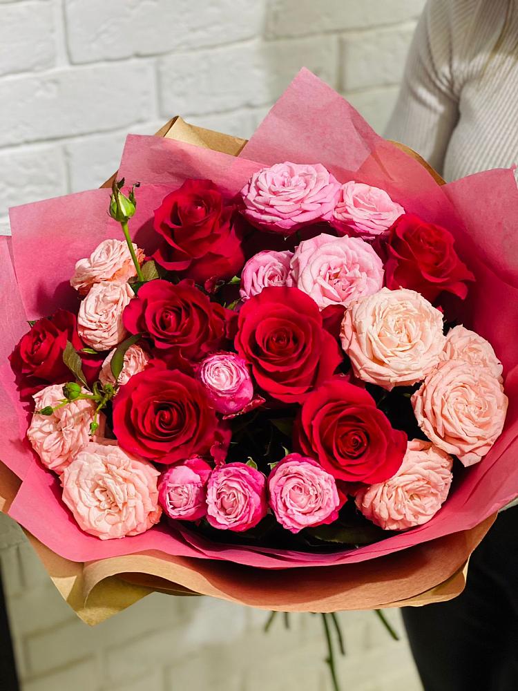 Букет цветов из: Розы в Каа-Хеме