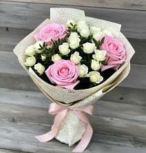 Букет цветов из:  Розы в Каа-Хеме