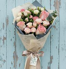 Букет цветов из:  Розы в Каа-Хеме