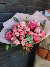 Букет розы в пальмах в Каа-Хеме Букет цветов из: Розы в Каа-Хеме