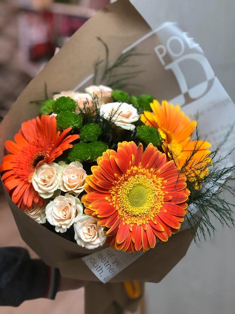Букет цветов из: Герберы, Хризантемы и Розы в Каа-Хеме