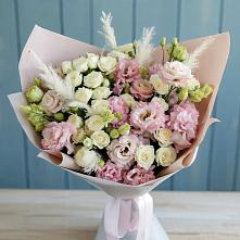 Букет цветов из:  Альстромерии и Розы в Каа-Хеме